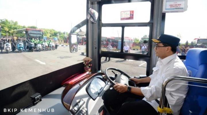 Menhub Minta Kepolisian Tindak Bus yang Belum Lolos Uji Kelaikan
