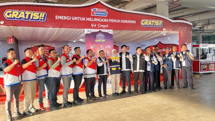 Pastikan Ketersediaan BBM Aman Saat Arus Balik, Anggota Komite BPH Migas, Erika Retnowati Kunjungi Bakauheni dan SPBU di Lampung