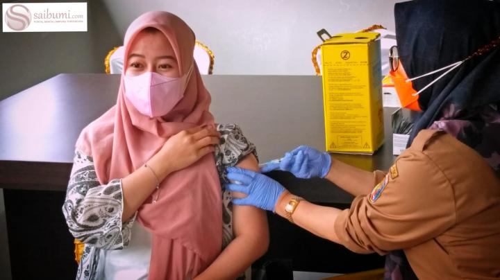 Hari Terakhir PPKM Level 3 Bandarlampung, Masyarakat Antusias Divaksin 