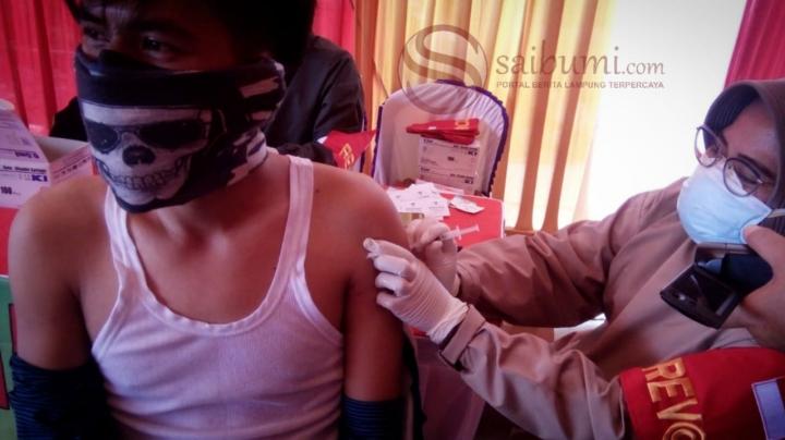 Bupati Pesawaran Minta Maaf Terkait Vaksinasi COVID-19 yang Kadang Terlambat