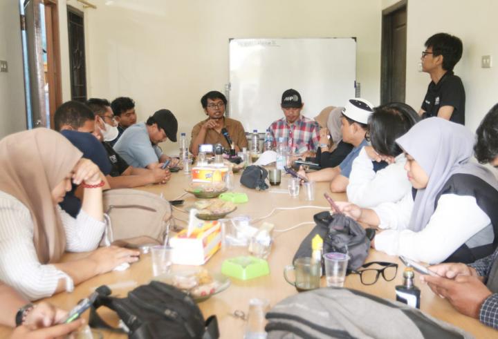 Diskusi Publik SMSI Bandar Lampung-PFI Lampung Bahas Ancaman KUHP Terhadap JurnalisÂ 