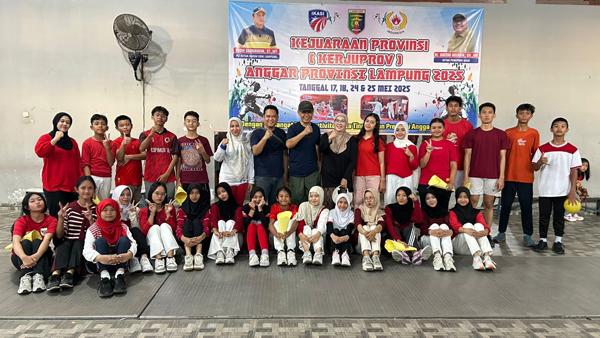 Ketum KONI Lampung Dukung Atlet Anggar Hadapi Kejurnas di Banda Aceh
