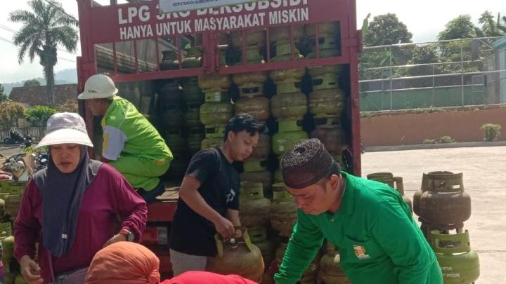 Pastikan LPG Subsidi Tersedia, Pertamina dan Pemda Gelar Operasi Pasar di Tanggamus, Lampung