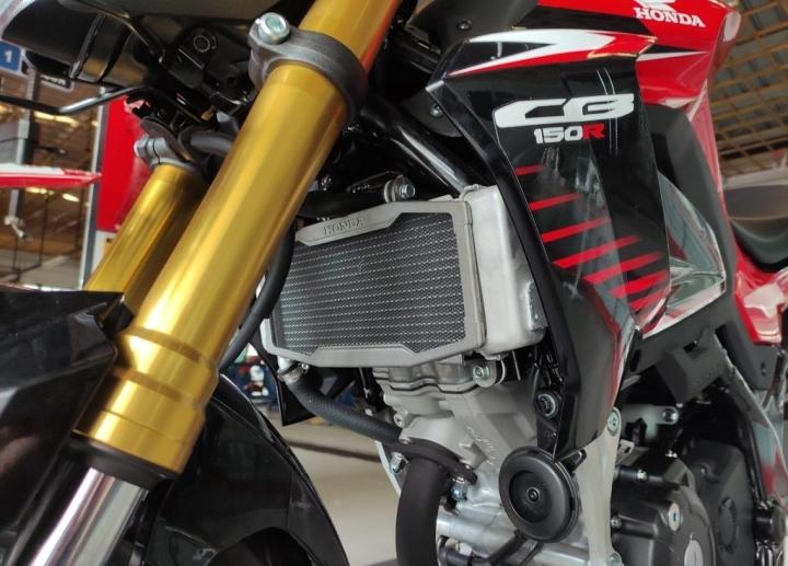 Baru Tahu? Ini Efek Ngeri ke Mesin Kalau Membiarkan Kisi-kisi Radiator Penyok