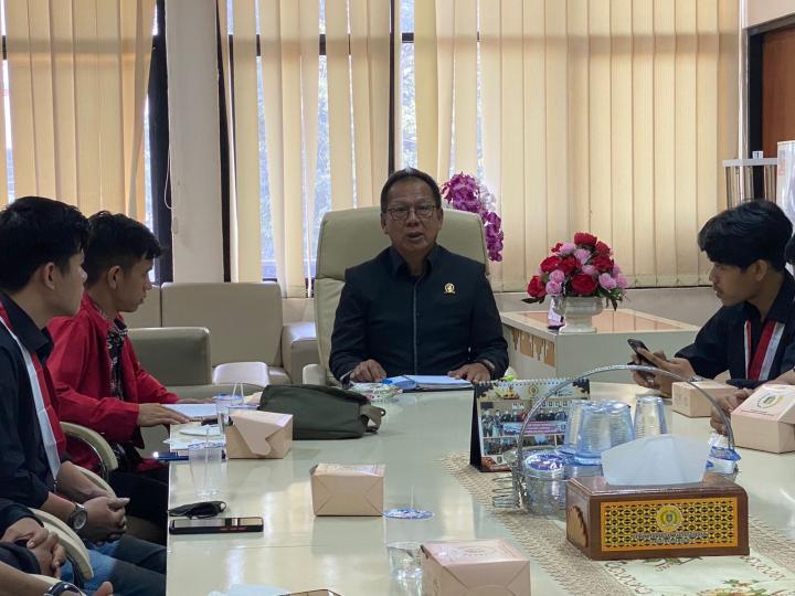 Ketua DPRD Provinsi Lampung Menerima Audiensi Dari Gerakan Mahasiswa Nasional Indonesia (GMNI) 