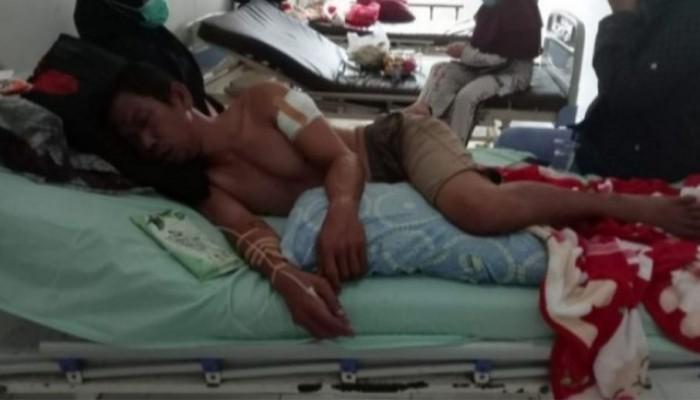 Hanya Sentil Kuping Anak Murid, Kepsek Kena Bacok Orang Tua Murid