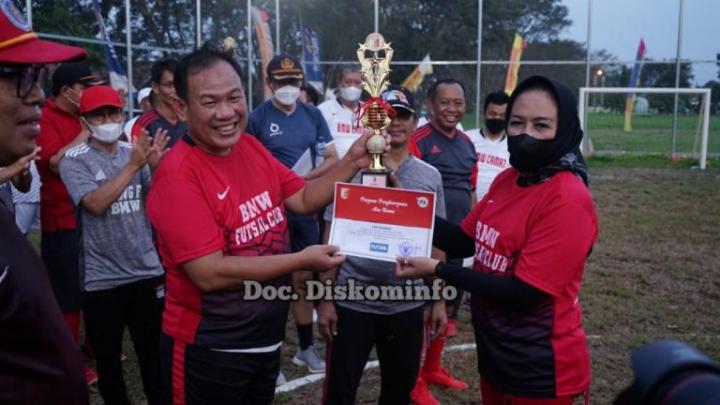 Bupati Winarti Resmikan Lapangan Futsal, Sekda di Nobatkan Sebagai TOP Score