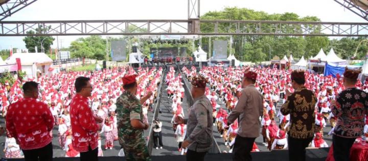 Pemkab Lampung Selatan Gelar Tari Tradisional Massal Di Hari Jadi Ke 66 Kabupaten Lamsel Tahun 2022