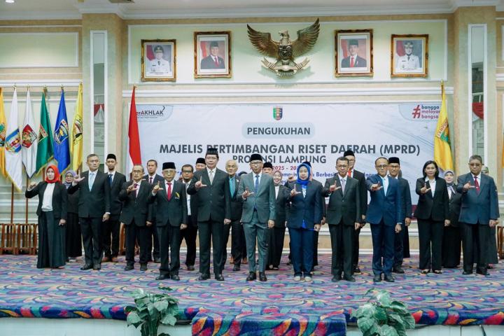 MPRD Lampung Resmi Dikukuhkan, Gubernur Dorong Kolaborasi Akademisi dan Pemerintah Bangun Lampung Maju