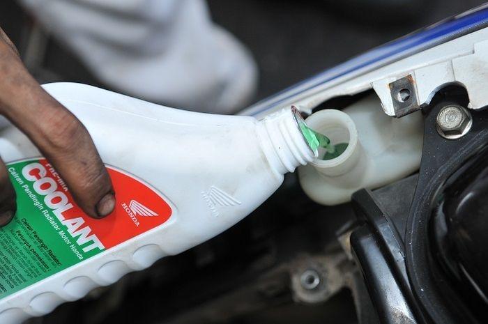 Waktu Yang Tepat Ganti Air Radiator