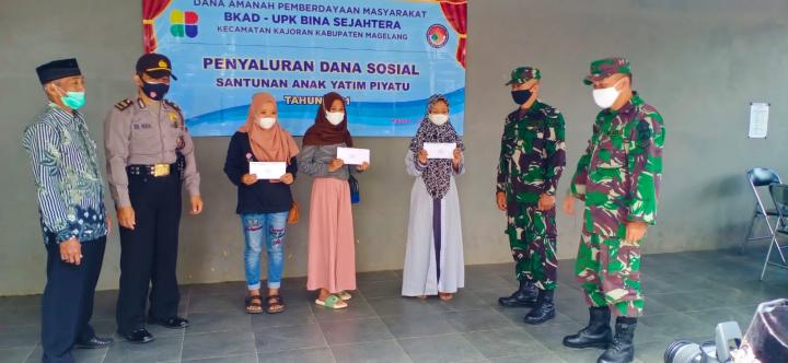 Penyaluran Dansos UPK Bina Sejahtera Yatim Piatu