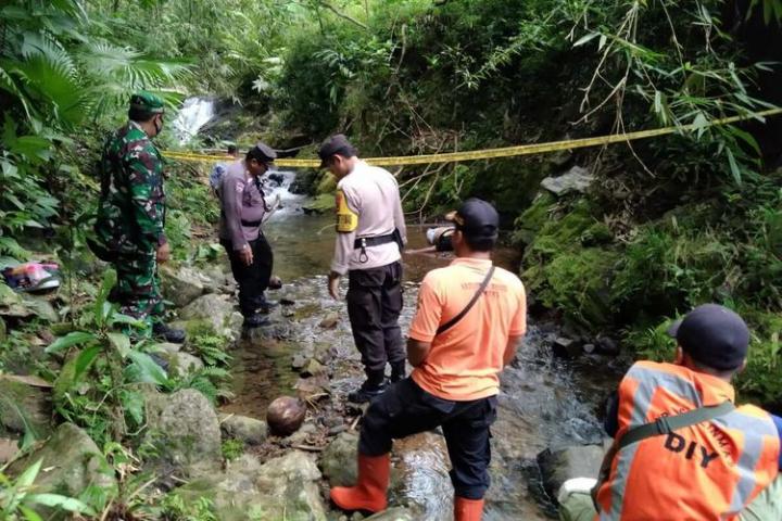 Remaja 13 Tahun Warga Terbah, Pengasih Meninggal Tersengat Listrik Saat Mandi di Sungai