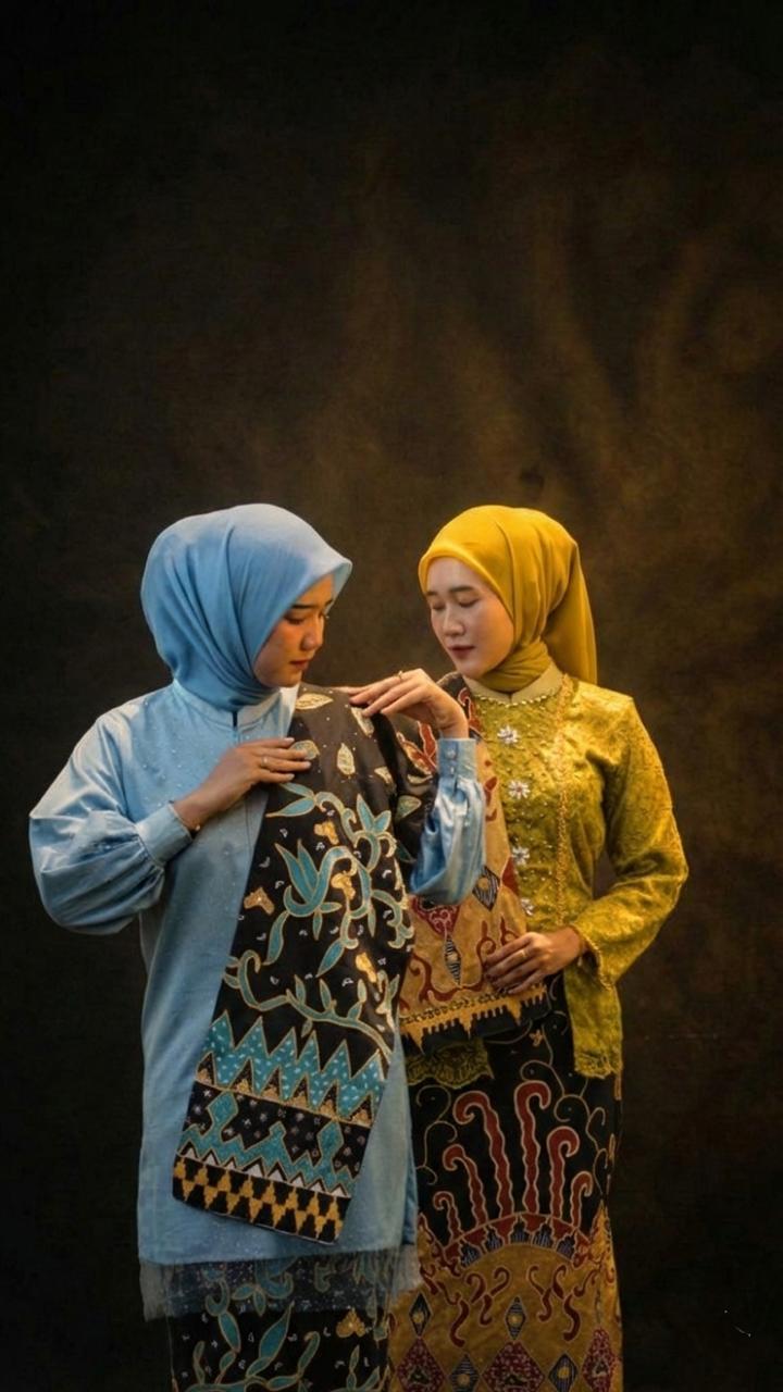 Dari Puskesmas ke Tapis: Ketekunan Asri Menjaga Warisan Lampung Sambil Menggerakkan Ekonomi Keluarga