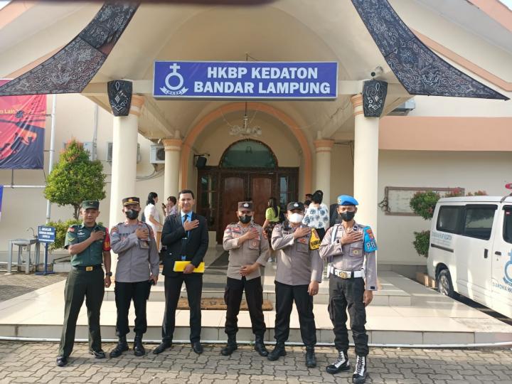 539 Personil Polresta Bandar Lampung Disiagakan Amankan 28 GerejaÂ 