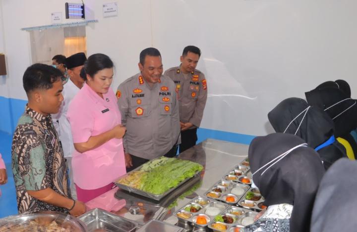 Dukung Program Gizi Nasional, Polresta Bandar Lampung Resmikan Dua Dapur SPPG