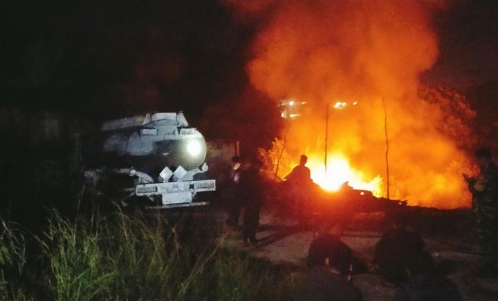 Gudang Diduga Solar Ilegal Terbakar di Pesawaran, Warga Panik Sempat Dengar Ledakan