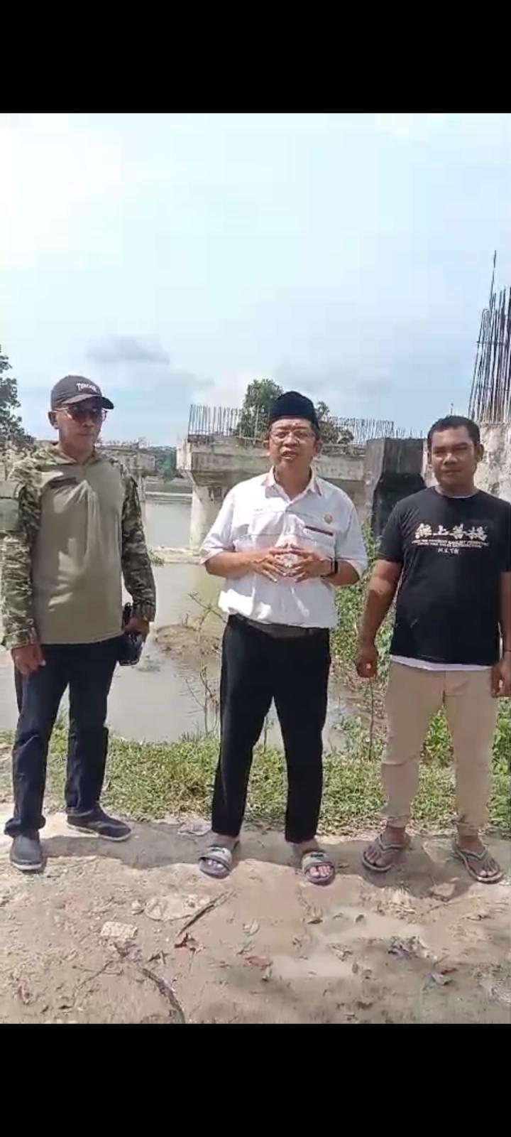 Aleg PKS Dapil Lamtim Inspeksi Lokasi Jembatan Kali Bungur, Desak Pembangunan Segera Dilanjutkan