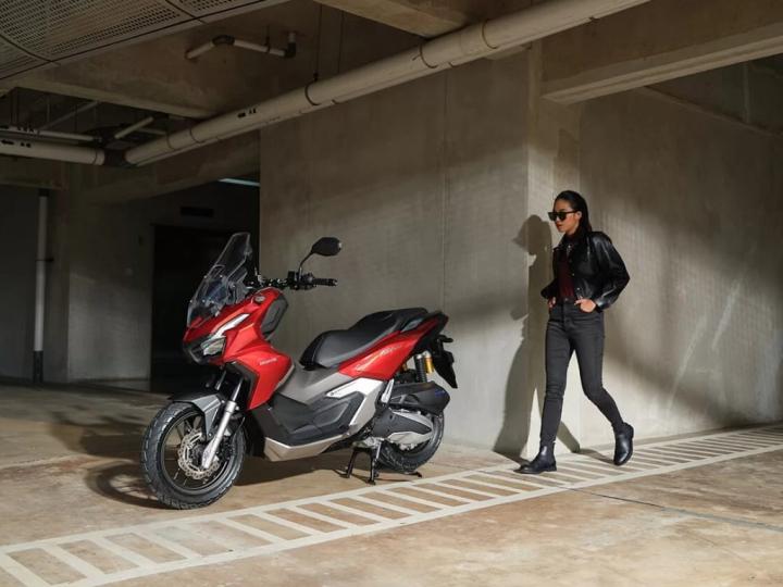 Tips Memarkirkan Sepeda Motor di Basement Dengan Aman