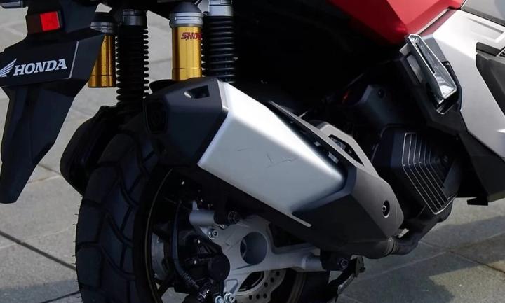 Ini Penyebab Knalpot Motor Suka Nembak Saat Lepas Gas 