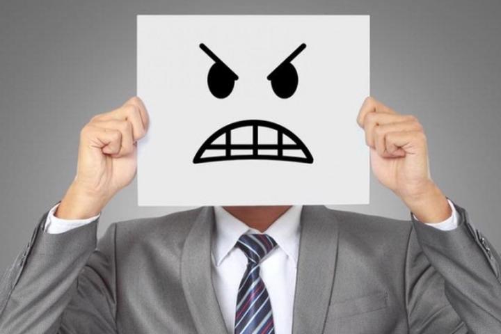 Berkendara Saat Puasa, Begini Cara Kelola Emosi - Tips