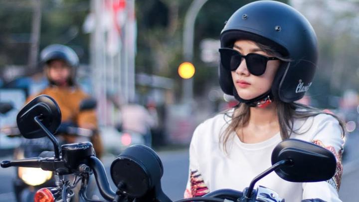 Kesalahan Berkendara Yang Sering Dilakukan Oleh Wanita