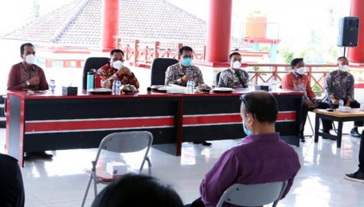 Bupati Ajak Pelaku Usaha di Lampung Selatan Bergotong Royong Tangani Covid-19