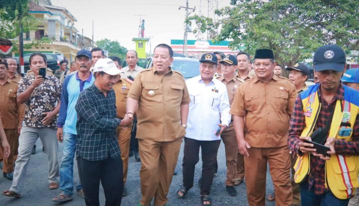 Gubernur Arinal Djunaidi Tinjau Perbaikan Sejumlah Ruas Jalan di Kabupaten Tulang Bawang 
