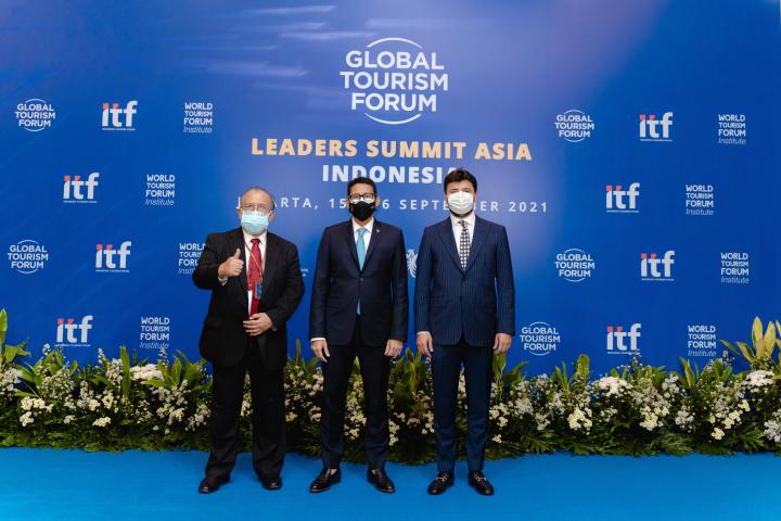 Sandiaga Uno Pimpin Minister Talk di Global Tourism Forum 2021