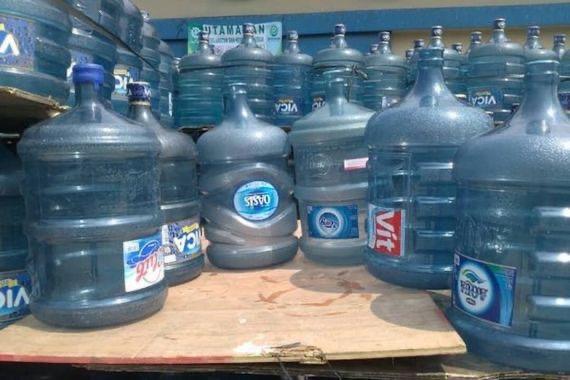 Penelitian 3 Kampus Ternama Bantah Ada Zat Berbahaya di Air Minum, Isu BPA Pada Galon Hanya Hoaks   