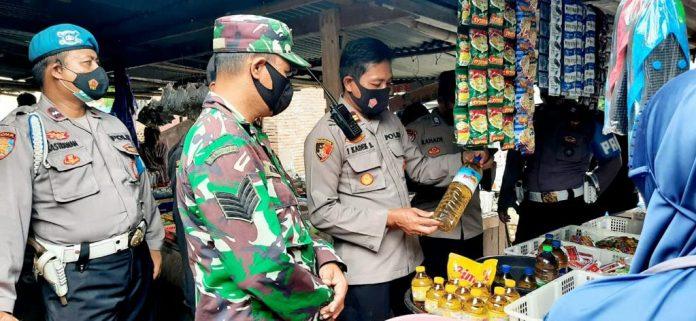 Polres Kulon Progo Bongkar Penjualan Minyak Goreng Diatas HET