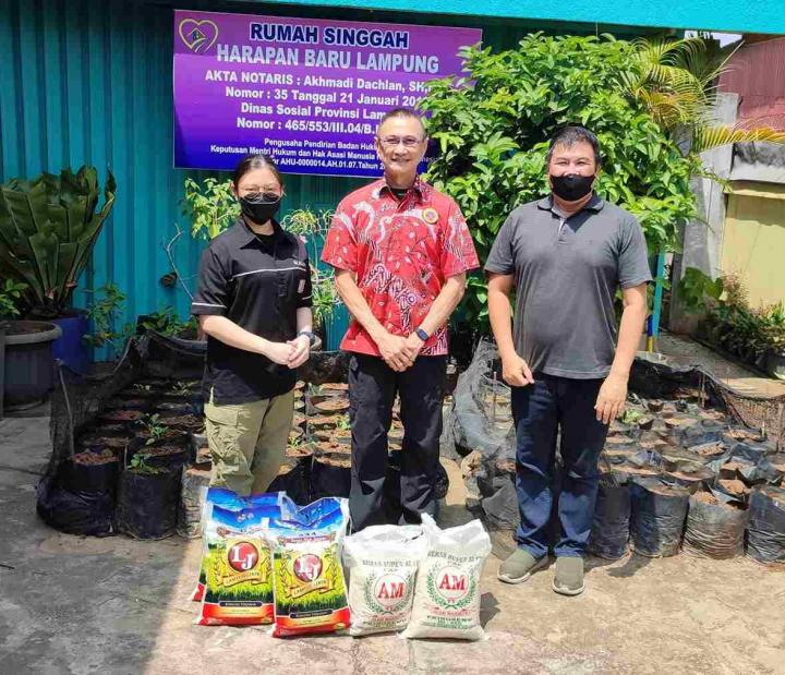 Berbagi Kasih Kepada Masyarakat Kembali Dilaksanakan PSMTI Lampung, bersama Lembaga Pendidikan Hanyuan Chinese Learning Center