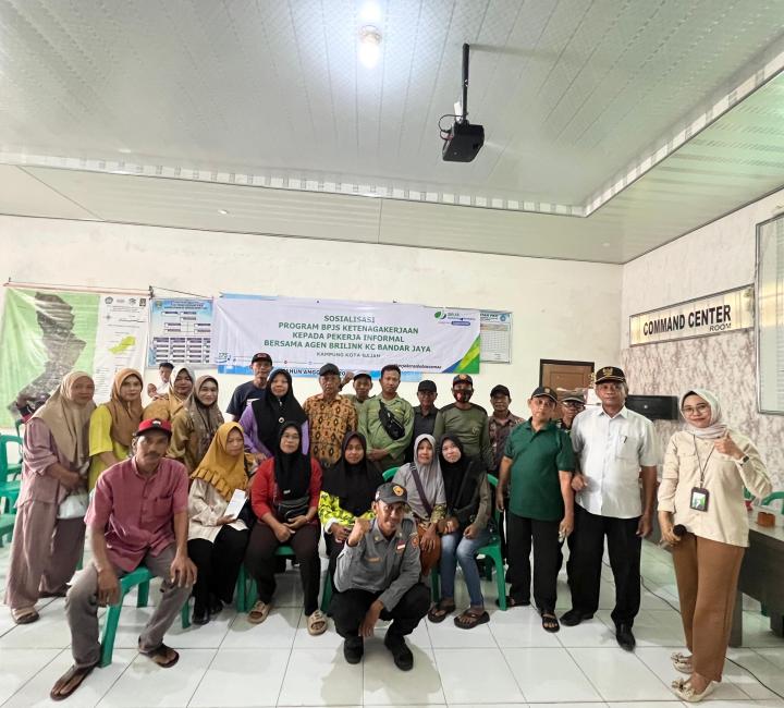 BPJS Ketenagakerjaan bersama Agen BRILink Dorong Perlindungan Pekerja Informal Kampung Kota Gajah
