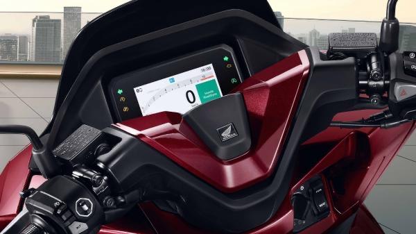 Cara Aman Saat Menggunakan Honda RoadSync