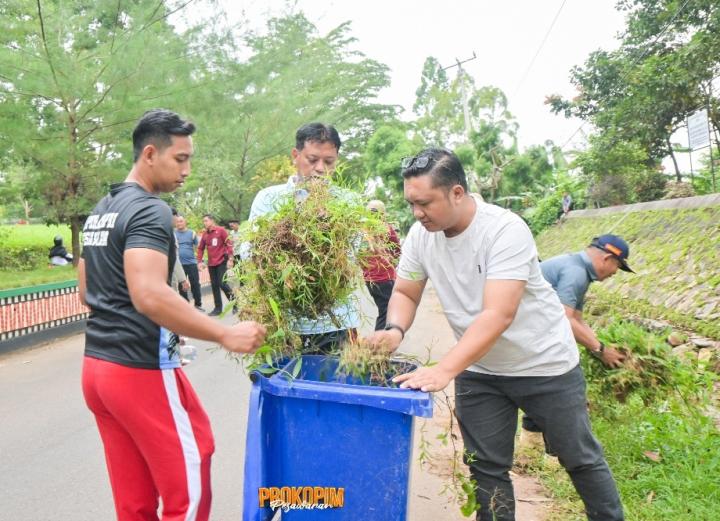Tindaklanjuti Instruksi Presiden, Pemkab Pesawaran Laksanakan Gerakan Bersih-bersih Dukung Indonesia ASRI