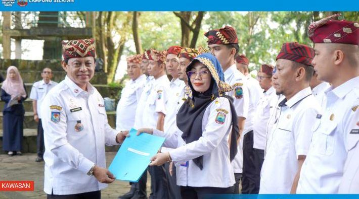 56 Pejabat Dilantik di Lokasi Wisata Way Belerang, Sekda Supriyanto: Jabatan Harus Dibayar Dengan Kinerja Nyata