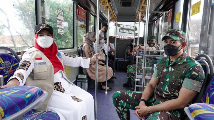 Walikota Eva Dwiana Pantau Pos mudik Idul Fitri