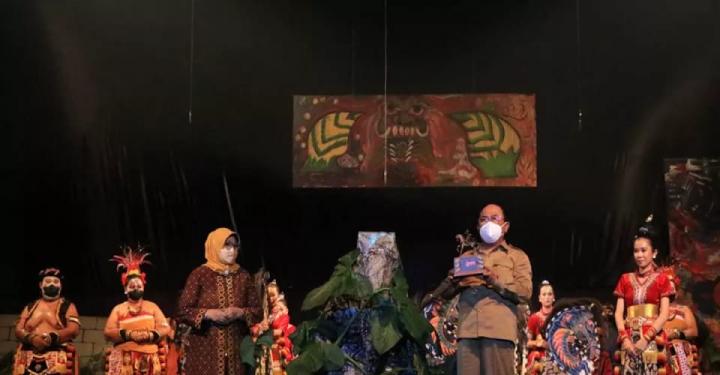 Jam Digital Nyi Ageng Serang Souvenir Resmi Kabupaten Kulonprogo