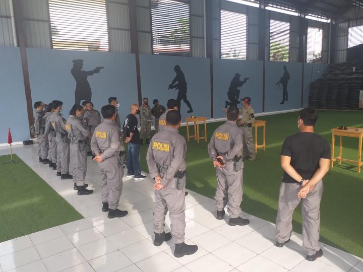 Hadapi Begal Dan Premanisme, Tekab 308 Polda Lampung Katpuan Menembak Taktis