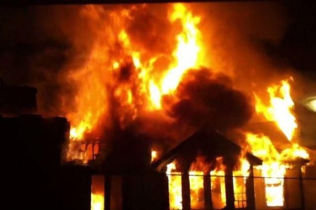 Kebakaran Lokasi Toko Bangunan di Teluk Pandan Rugi Miliaran Diduga Korsleting Listrik