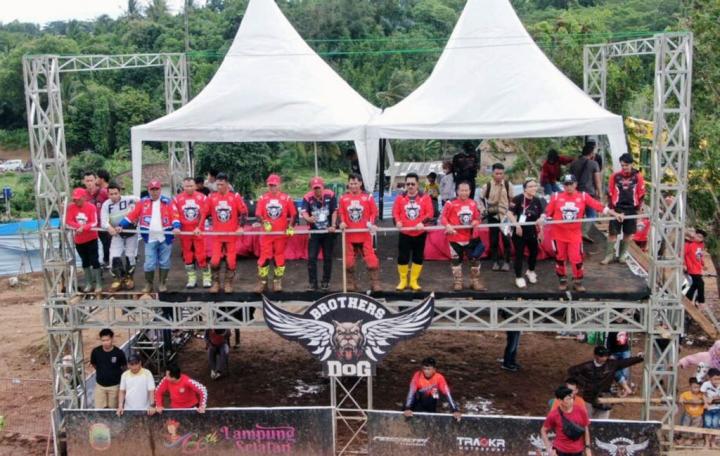 Diresmikan Bupati Lamsel, Sirkuit Way Ragom Gelar Kejuaraan Motorcross Perdana