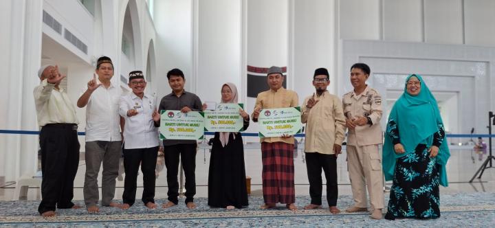 LAZISKU Lampung Salurkan Tanda Kasih untuk Guru Honorer dan Guru Ngaji
