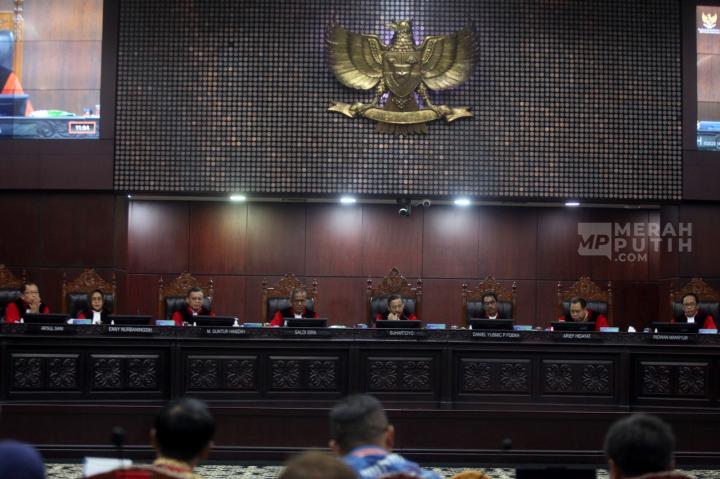 Uji Materi UU Kepemudaan Ditolak, MK Sebut Pemohon Tak Memiliki Legal Standing