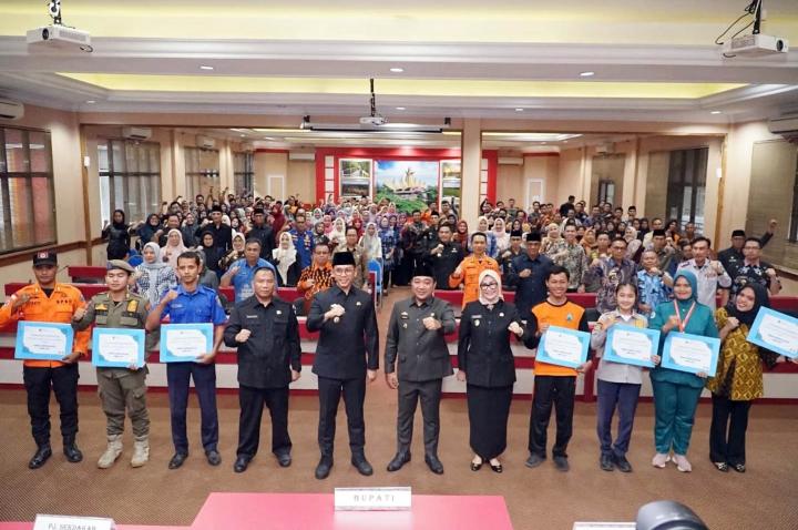 Semringah, 2.513 THLS Lamsel Dapat Tunjangan Keagamaan Jelang Idulfitri 1446 Hijriah   