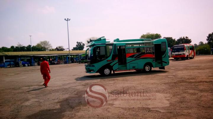 Selama PPKM, Terminal Rajabasa Sepi Penumpang