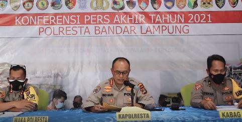 Menciptakan Kecemerlangan Dalam Kesulitan, Saatnya Bergandengan Tangan Membangun Masa Depan