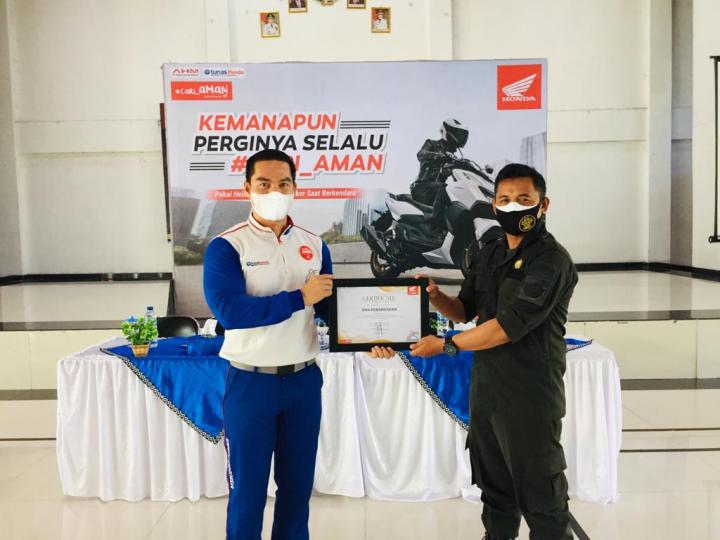 Peduli Keselamatan, TDM Edukasi Safety Riding #Cari_Aman di SMA Kebangsaan