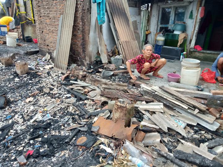 Tak Ada Opor Ayam! Begini Suasana Idul Adha di Lokasi Kebakaran Jalan Ikan Kiter