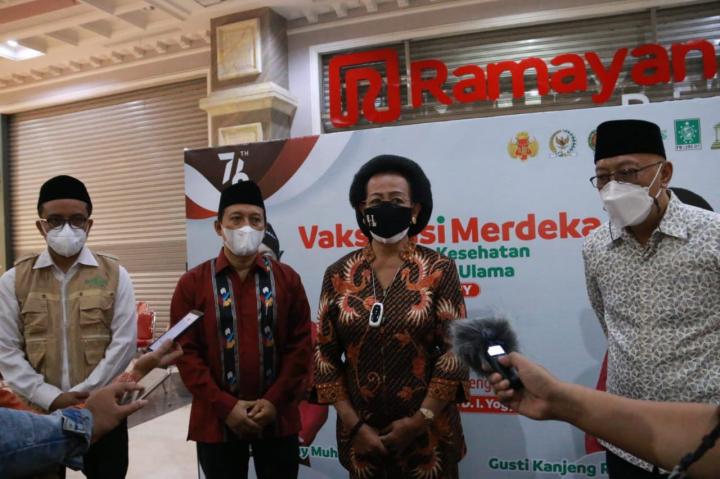 GKR Hemas : Vaksin Cara Ampuh Melawan Covid-19