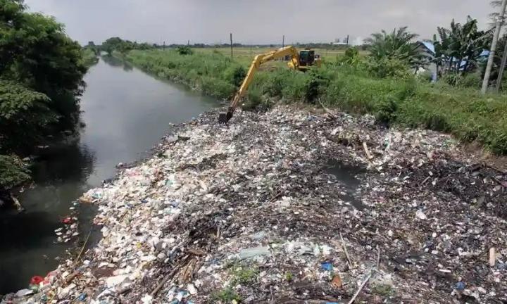 KLH Ungkap Mayoritas Sungai Tercemar, RPPMA Baru Disusun di Tiga DAS Prioritas