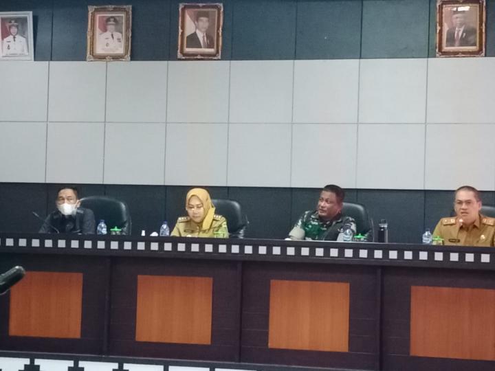 Kedua Kabupaten Sepakat Patuh Kepada Pemerintah Pusat Provinsi